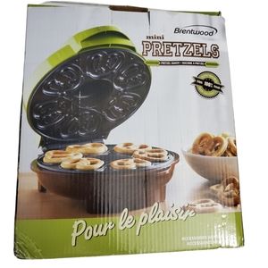 Brentwood TS-251 Electric Non-Stick Mini Pretzel Maker